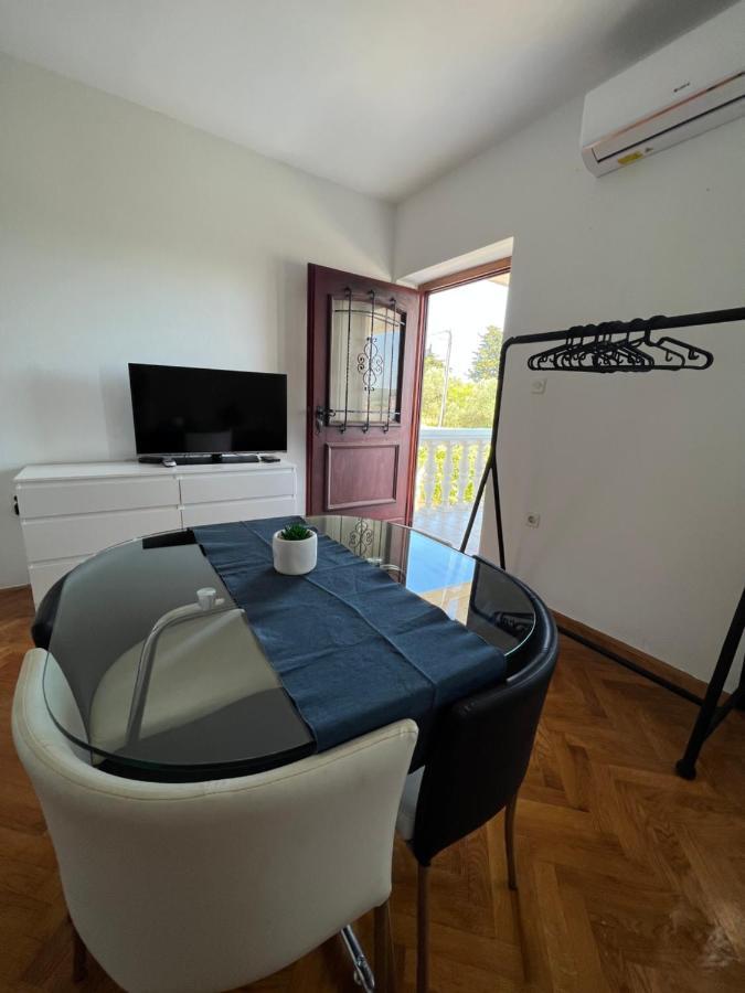 Apartments Antolkovic Углян Экстерьер фото