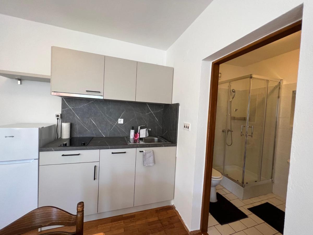 Apartments Antolkovic Углян Экстерьер фото